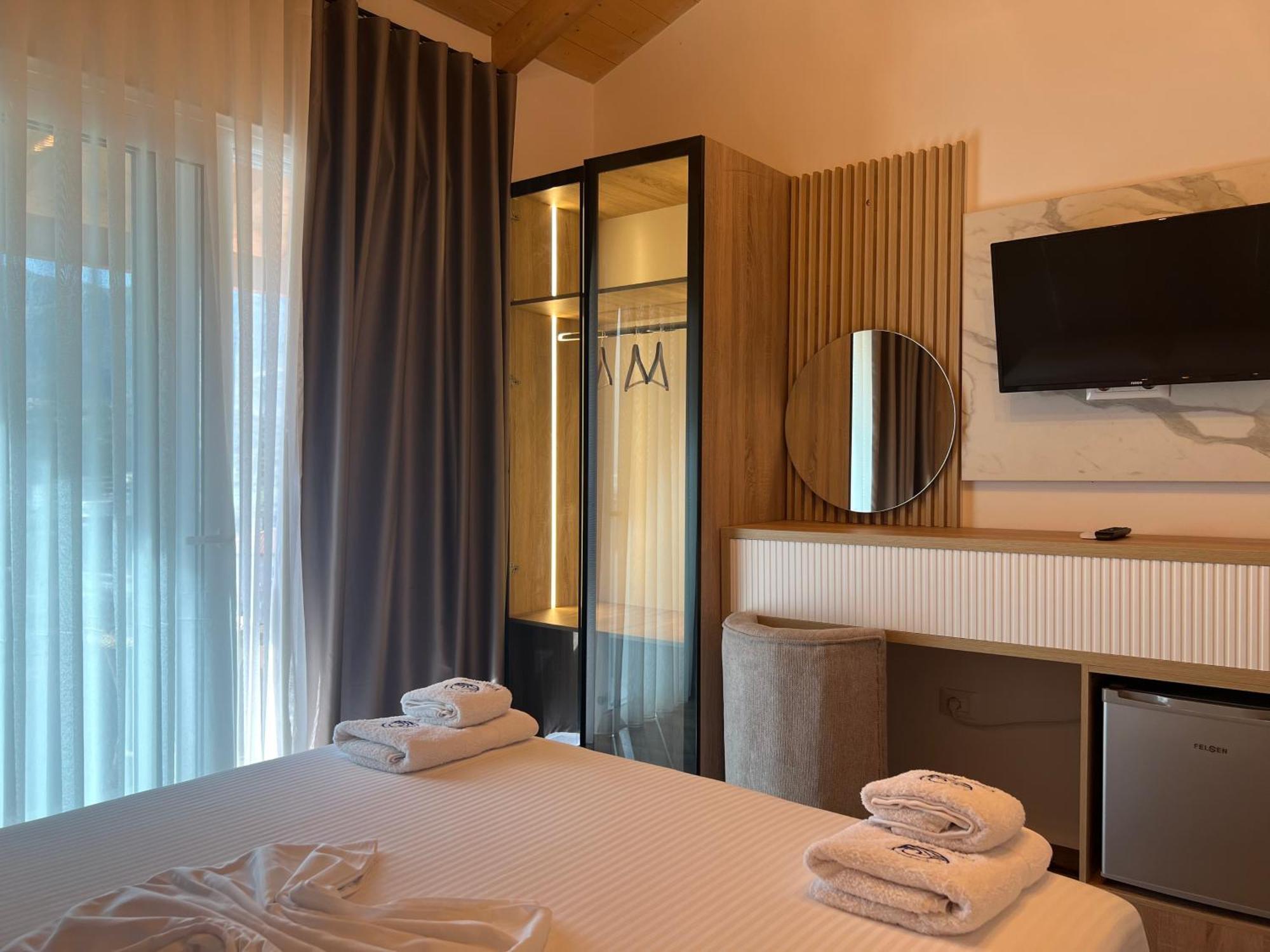 Villa Bodini Himarë Extérieur photo