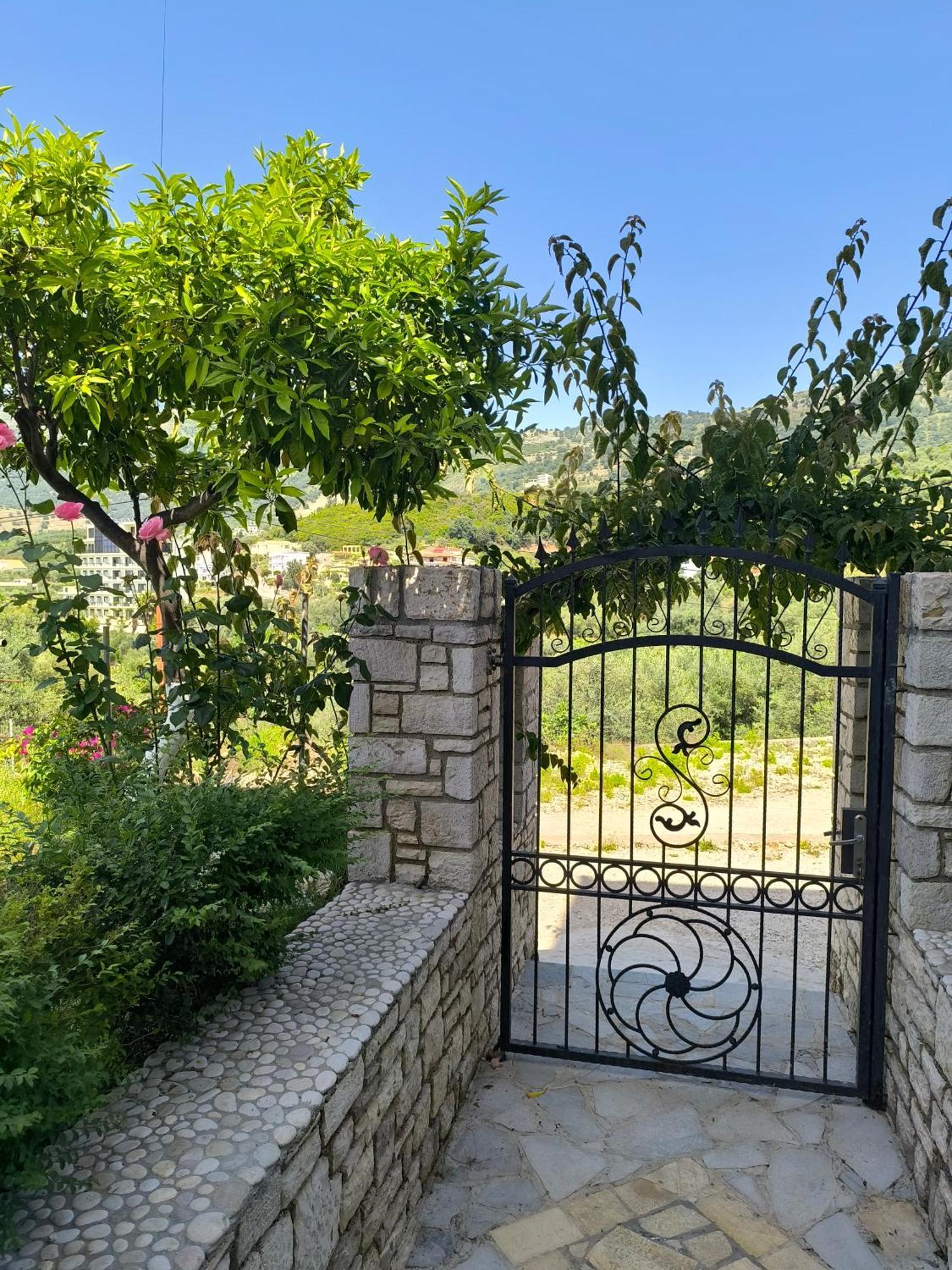 Villa Bodini Himarë Extérieur photo
