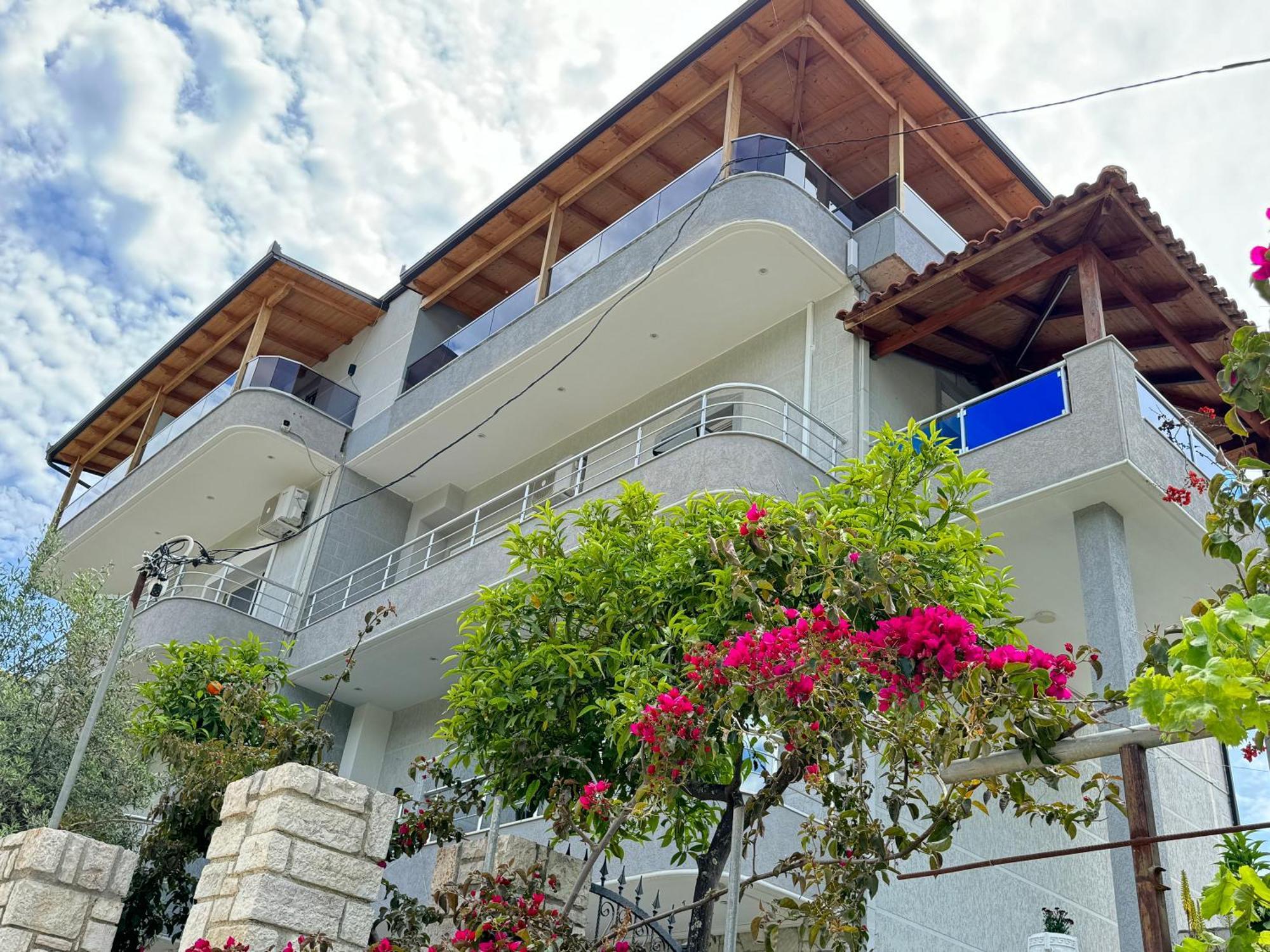 Villa Bodini Himarë Extérieur photo
